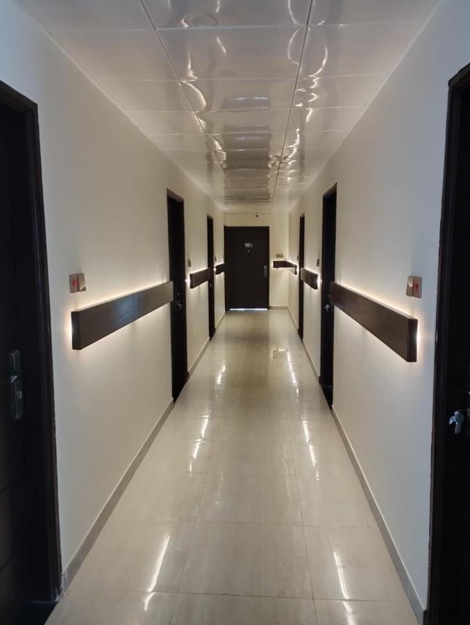 White Park Hotel & Suites 치타공 외부 사진